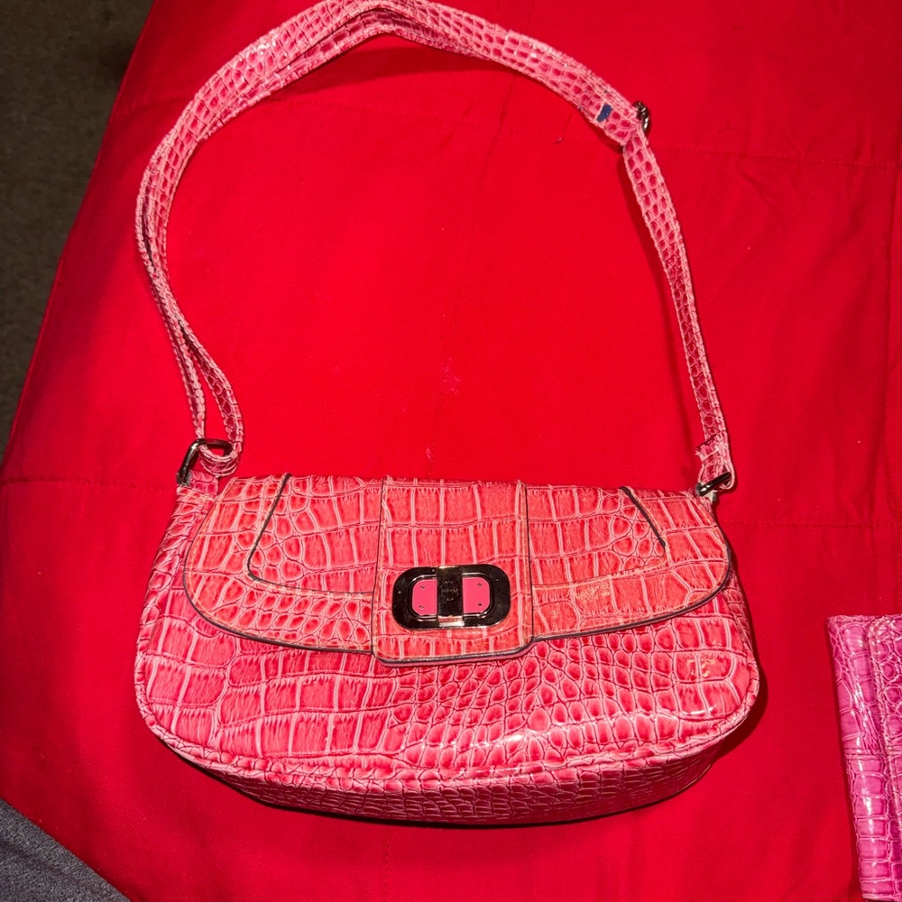 Elegant Pink Crocodile Pattern Women's Bag